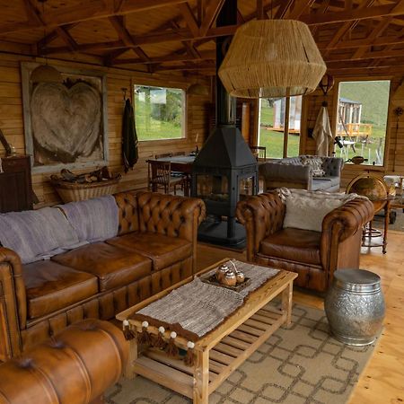 Estancia Bonanza Patagonian Lodge Experience 厄尔查尔坦 外观 照片