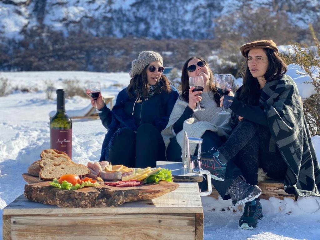 Estancia Bonanza Patagonian Lodge Experience 厄尔查尔坦 外观 照片