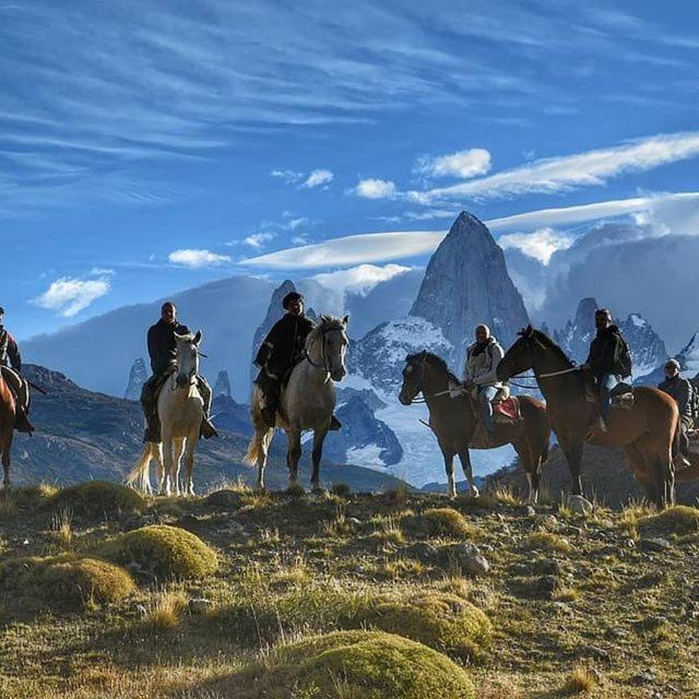 Estancia Bonanza Patagonian Lodge Experience 厄尔查尔坦 外观 照片