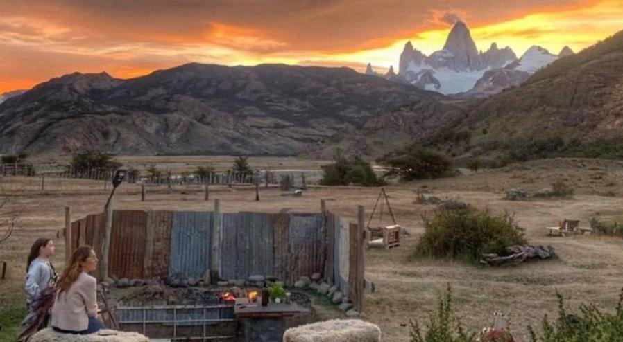 Estancia Bonanza Patagonian Lodge Experience 厄尔查尔坦 外观 照片