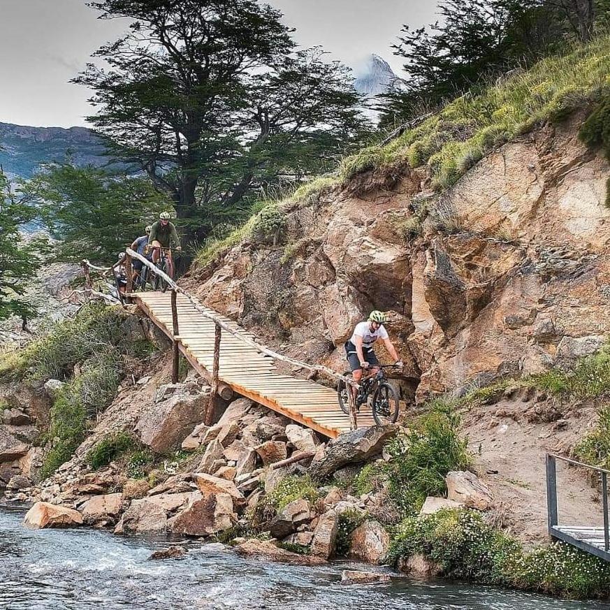 Estancia Bonanza Patagonian Lodge Experience 厄尔查尔坦 外观 照片