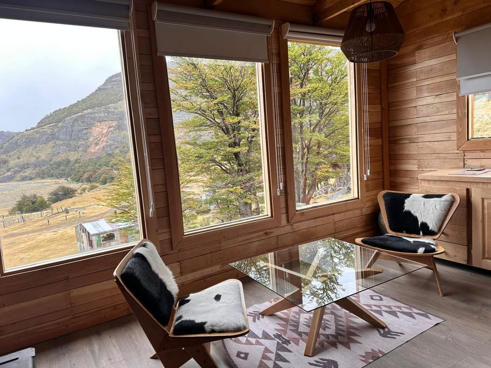 Estancia Bonanza Patagonian Lodge Experience 厄尔查尔坦 客房 照片