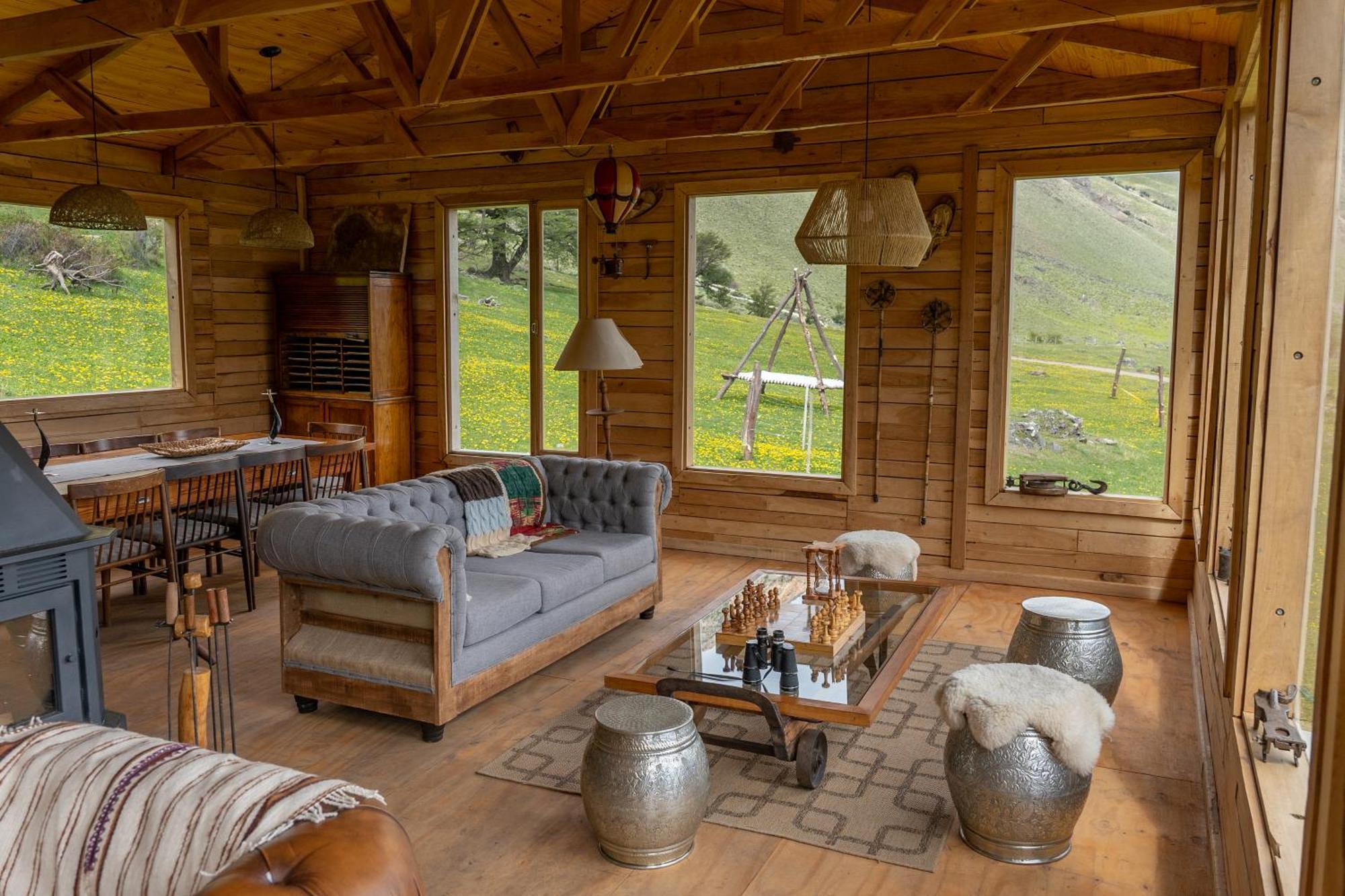 Estancia Bonanza Patagonian Lodge Experience 厄尔查尔坦 外观 照片