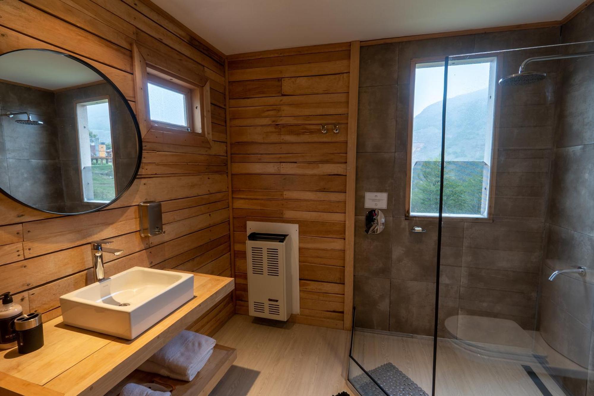 Estancia Bonanza Patagonian Lodge Experience 厄尔查尔坦 外观 照片